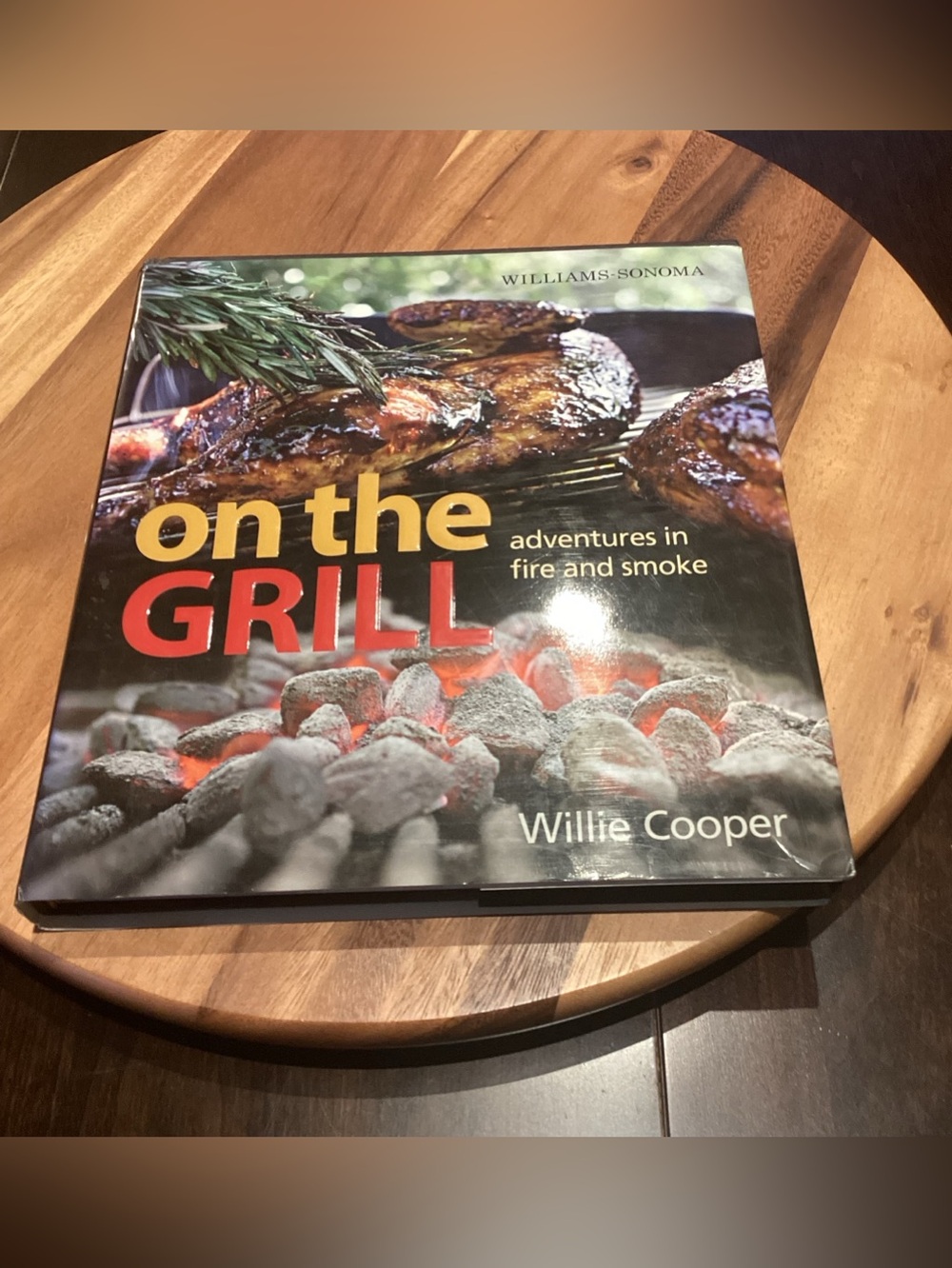 Williams Sonoma “On the Grill” Comprehensive Grilling Cookbook Like New